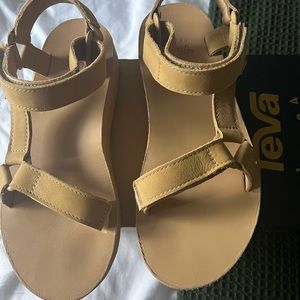 COPY - Teva Midform Universal sandal